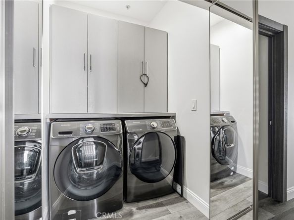 430 N Parish Place, Burbank CA 91506