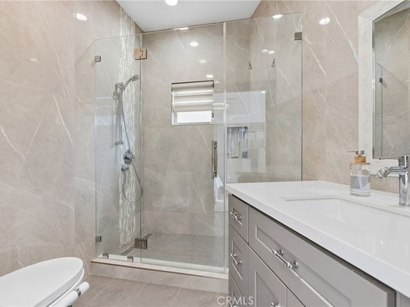 430 N Parish Place, Burbank CA 91506