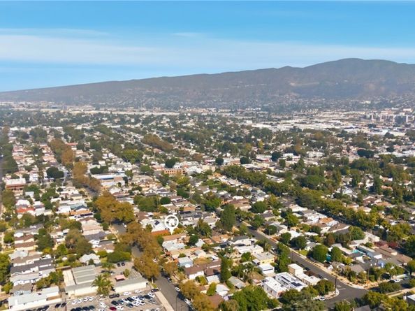 430 N Parish Place, Burbank CA 91506