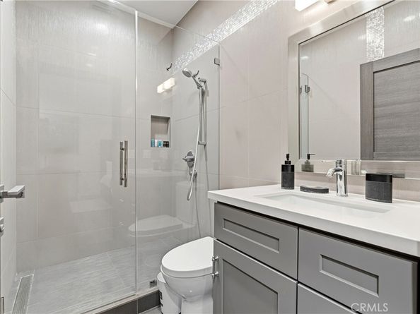 430 N Parish Place, Burbank CA 91506