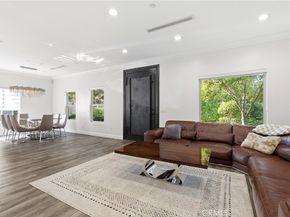 430 N Parish Place, Burbank CA 91506