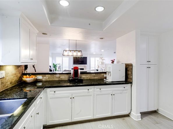 7249 Franklin Avenue 205, Hollywood Hills CA 90046