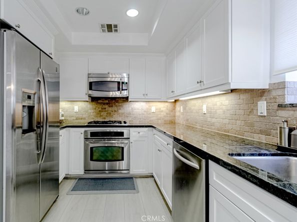 7249 Franklin Avenue 205, Hollywood Hills CA 90046