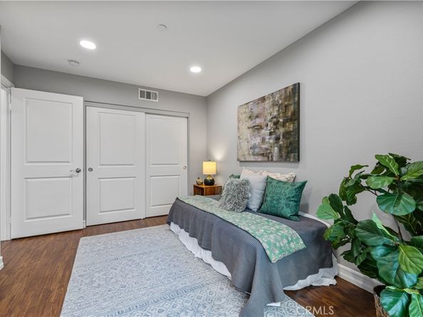 78 N Sierra Bonita Avenue 2, Pasadena CA 91106