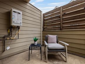 78 N Sierra Bonita Avenue 2, Pasadena CA 91106