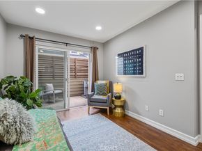 78 N Sierra Bonita Avenue 2, Pasadena CA 91106