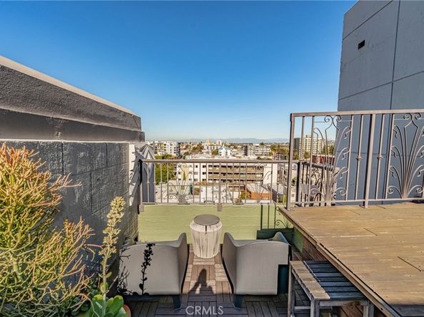 140 Linden Avenue 714, Long Beach CA 90802