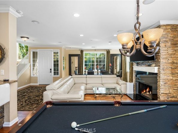 2459 Elden Avenue, Costa Mesa CA 92627