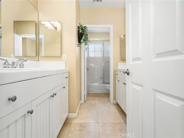 2459 Elden Avenue, Costa Mesa CA 92627