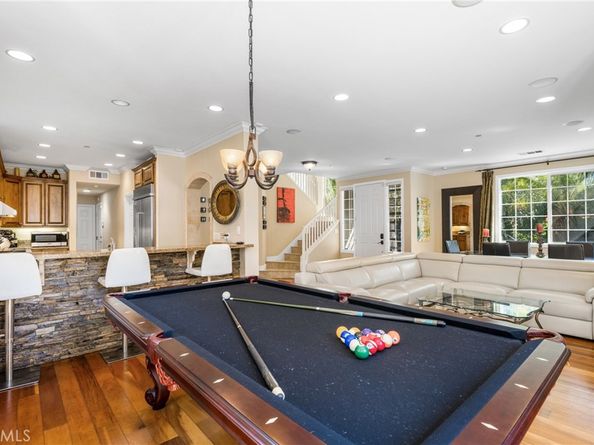 2459 Elden Avenue, Costa Mesa CA 92627