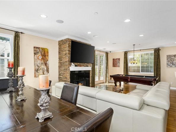 2459 Elden Avenue, Costa Mesa CA 92627