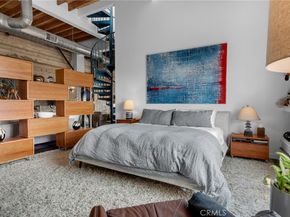 1100 E 3rd Street 201, Long Beach CA 90802