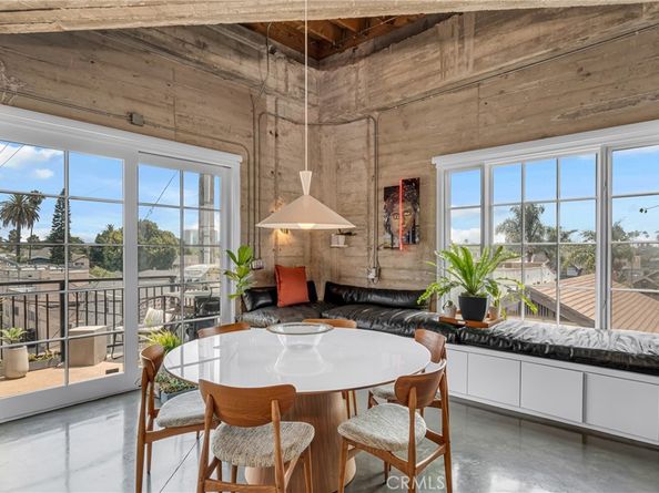 1100 E 3rd Street 201, Long Beach CA 90802