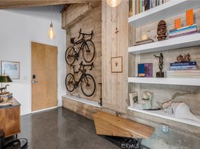 1100 E 3rd Street 201, Long Beach CA 90802