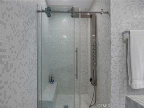 1100 E 3rd Street 201, Long Beach CA 90802