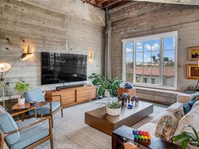 1100 E 3rd Street 201, Long Beach CA 90802