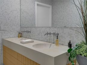1100 E 3rd Street 201, Long Beach CA 90802