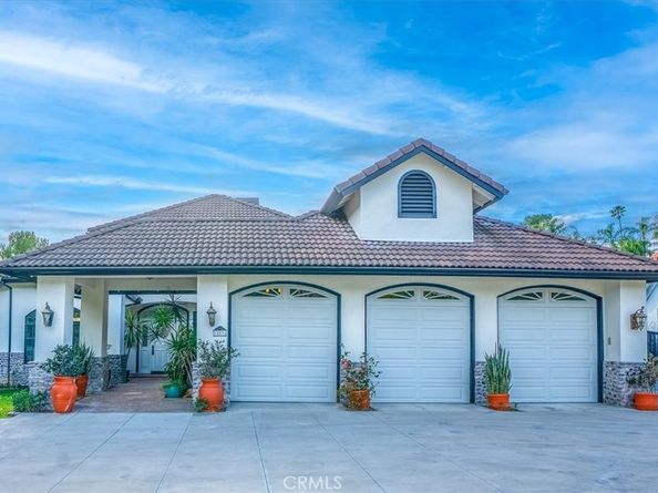 12831 Fairhaven Extention, Santa Ana CA 92705