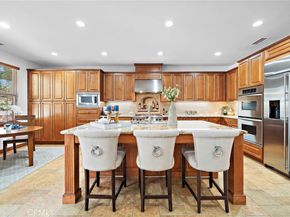 28 Drackert Lane, Ladera Ranch CA 92694