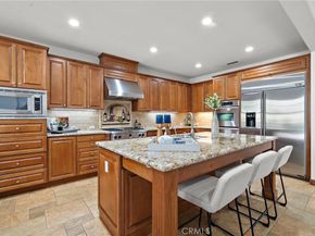 28 Drackert Lane, Ladera Ranch CA 92694