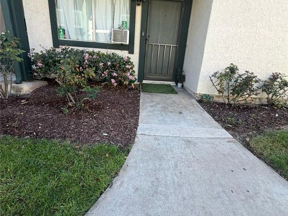 23214 Orange Avenue 3, Lake Forest CA 92630