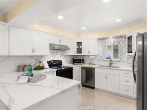 3139 E Chapman 3B, Orange CA 92869