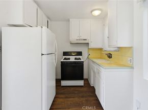 1421 Silver Lake Boulevard, Los Angeles CA 90026