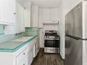 1421 Silver Lake Boulevard, Los Angeles CA 90026