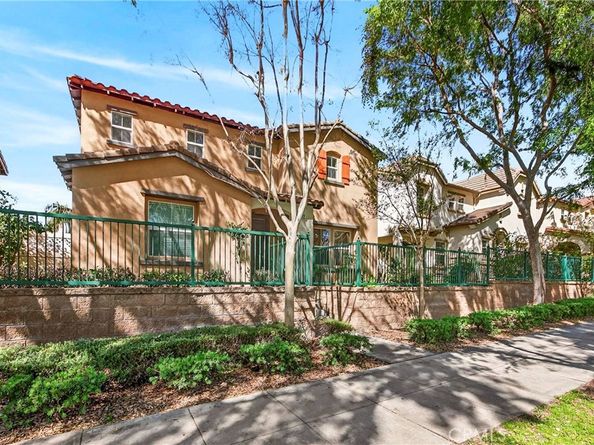 1249 Nicolas, Fullerton CA 92833