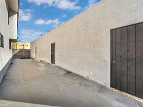 3368 Linden Avenue, Long Beach CA 90807