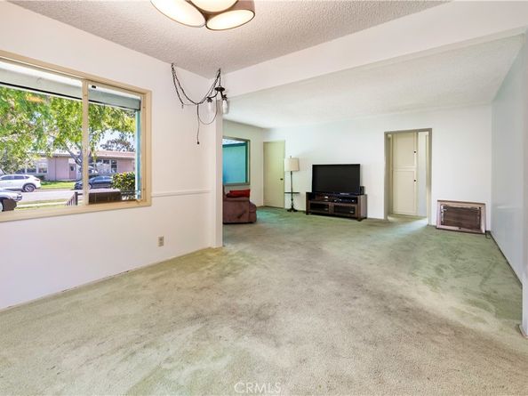 4429 Ladoga, Lakewood CA 90713