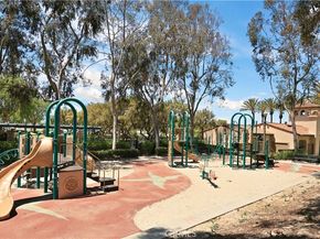 30 Burlingame, Irvine CA 92602
