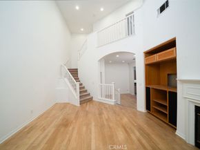 30 Burlingame, Irvine CA 92602