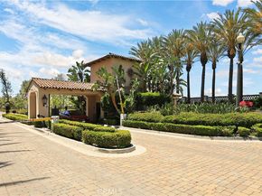 30 Burlingame, Irvine CA 92602
