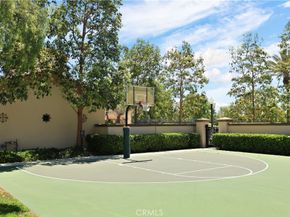 30 Burlingame, Irvine CA 92602