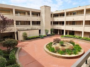 12121 Centralia Street 206, Lakewood CA 90715