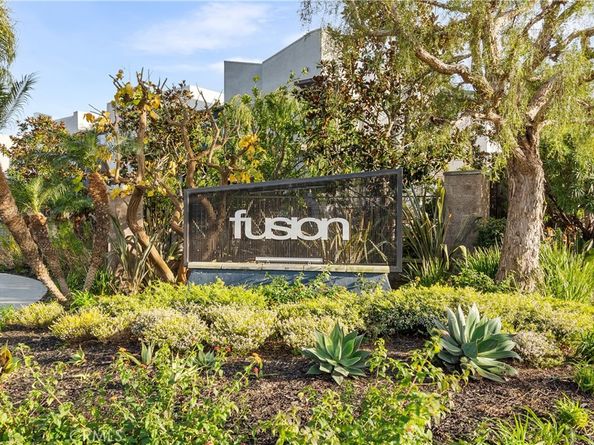 5410 149th Pl 11, Hawthorne CA 90250