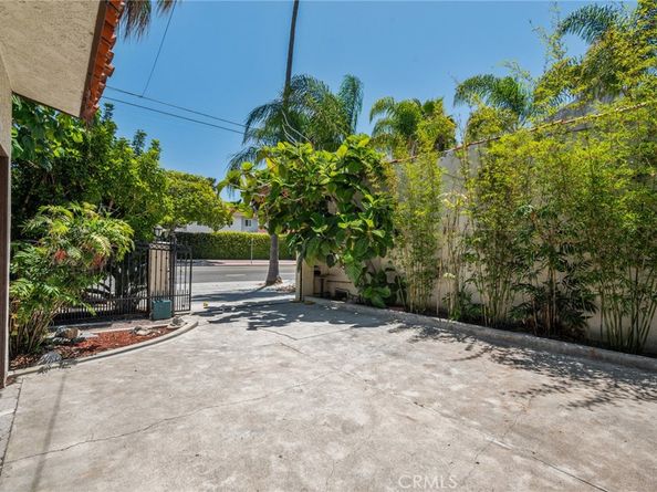 3325 S Pacific Avenue, San Pedro CA 90731