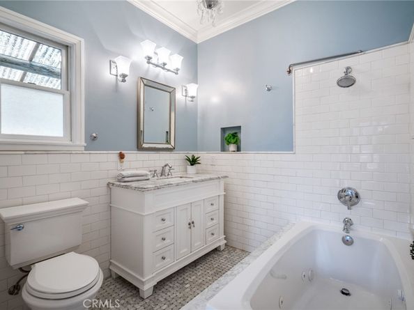3325 S Pacific Avenue, San Pedro CA 90731