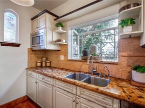3325 S Pacific Avenue, San Pedro CA 90731
