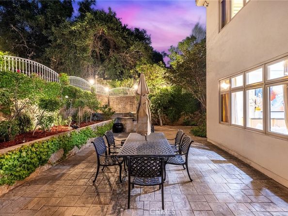 3277 Barhite Street, Pasadena CA 91107