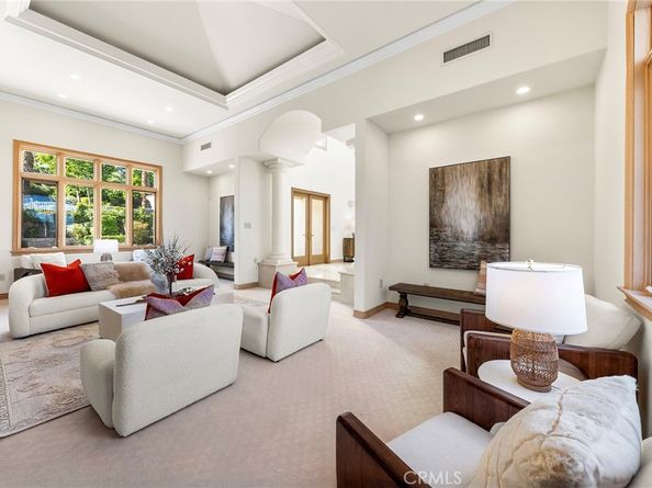 3277 Barhite Street, Pasadena CA 91107