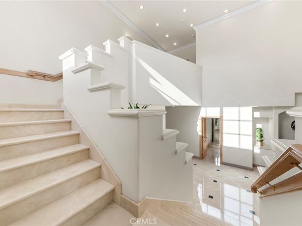 3277 Barhite Street, Pasadena CA 91107