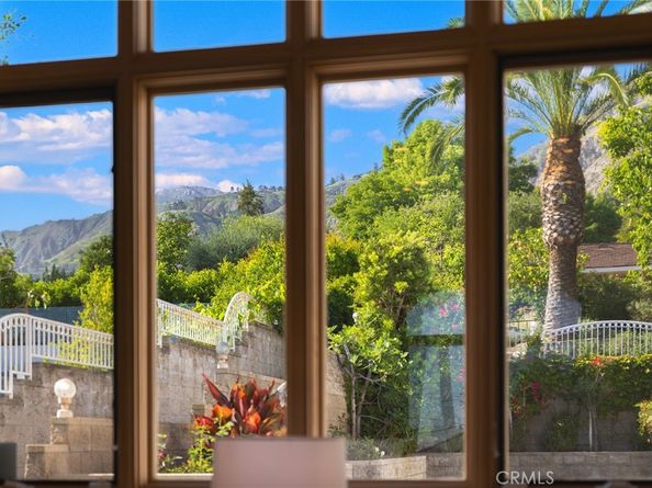 3277 Barhite Street, Pasadena CA 91107