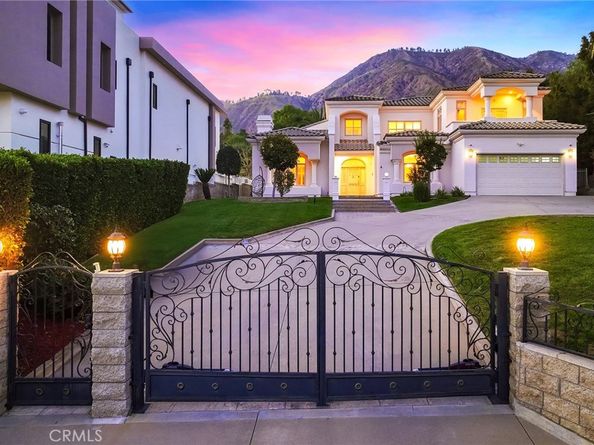 3277 Barhite Street, Pasadena CA 91107