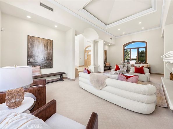 3277 Barhite Street, Pasadena CA 91107