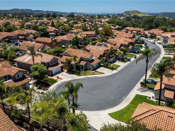 4 Raposa, Rancho Santa Margarita CA 92688