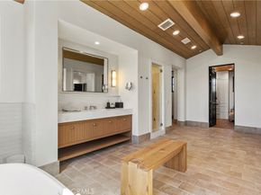 4 Thomas Road, Ladera Ranch CA 92694