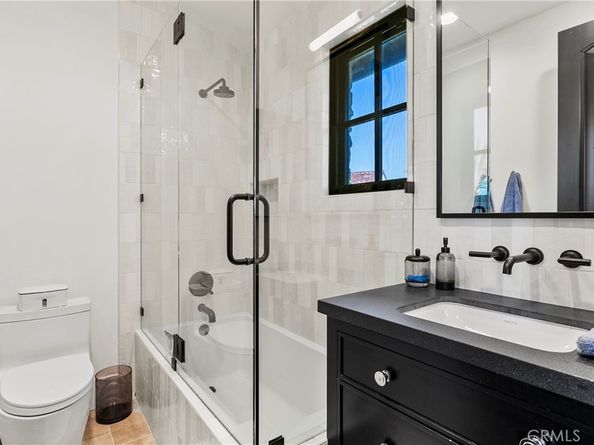 4 Thomas Road, Ladera Ranch CA 92694