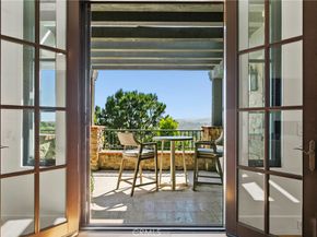 4 Thomas Road, Ladera Ranch CA 92694